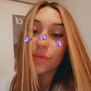 Meet your Posher, Aliza